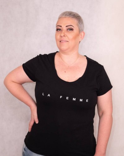 T-Shirt La Gisela Gola Corte A Fio Preta La Femme T-Shirt La Gisela Gola Corte A Fio Preta La Femme